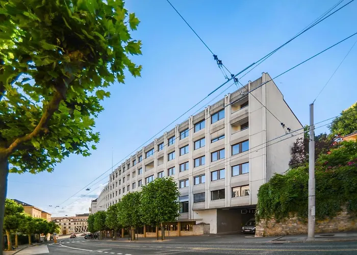 Neuchatel City Hotel